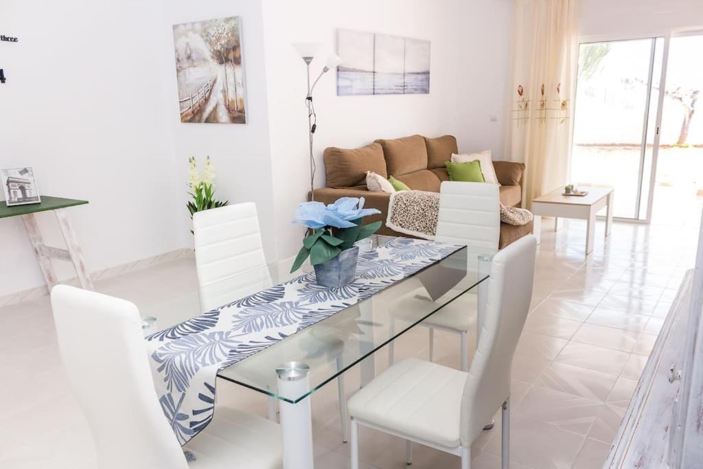 Villa El Arenal A 3 Min De La Playa โมฮาการ์ ภายนอก รูปภาพ